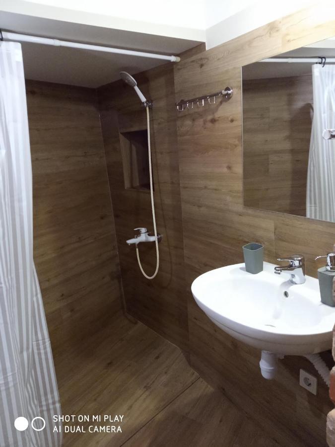 Gogol 14 Апартаменти В Історичному Центрі Міста Ujhorod Exterior foto